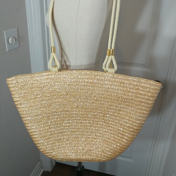 Large Straw Tote - Picture 2 of 4
